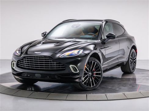 Used 2022 Aston Martin DBX image 14
