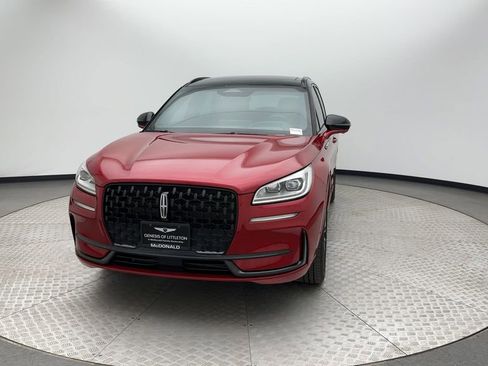 Used 2023 Lincoln Corsair Reserve w/ Equipment Group 202A image 7