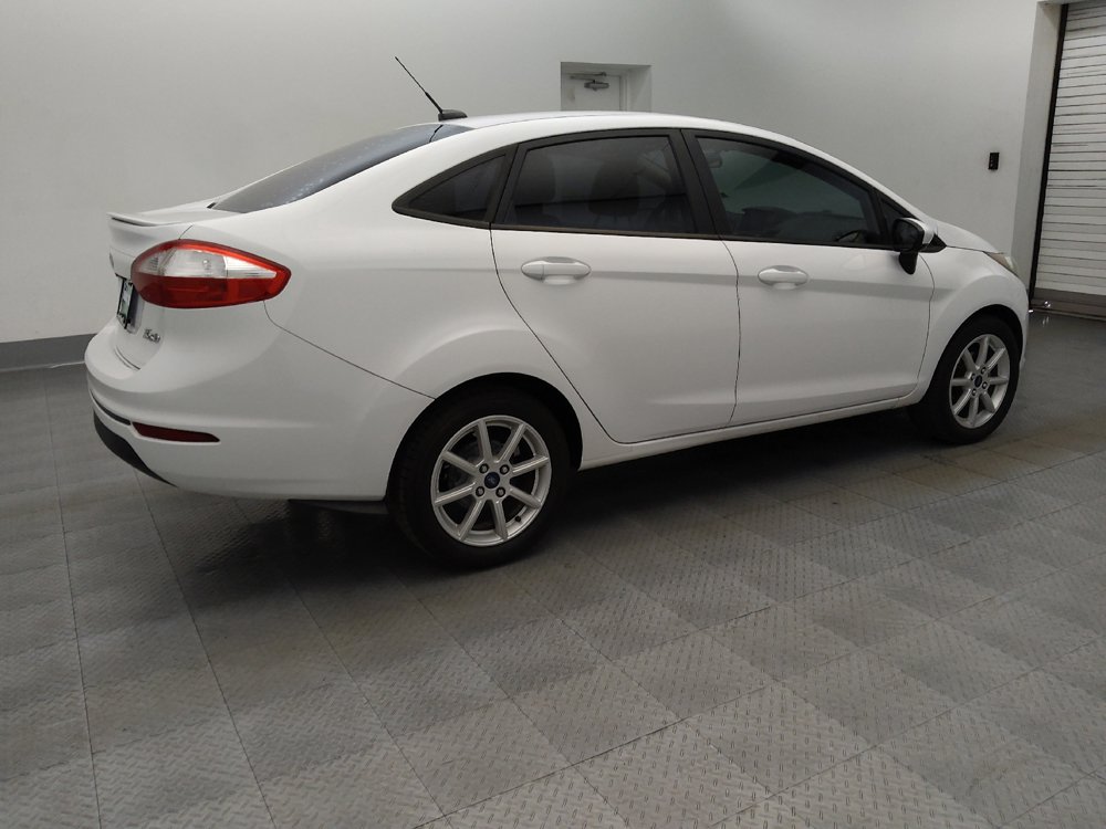 Used 2018 Ford Fiesta SE w/ Equipment Group 201A FWD image 10
