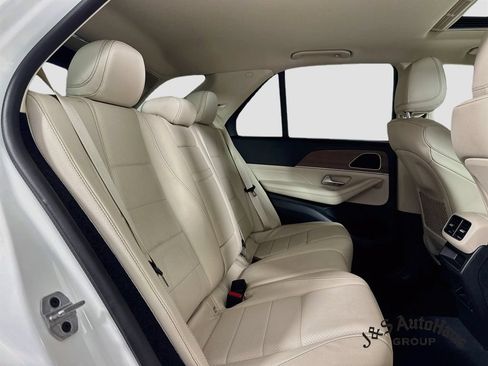 Used 2023 Mercedes-Benz GLE 450 4MATIC w/ AMG Line Exterior image 35