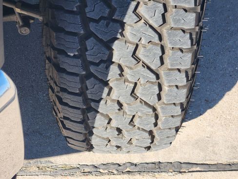 Used 2023 Chevrolet Silverado 2500 LT w/ Convenience Package image 12