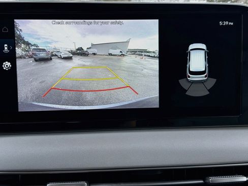 Used 2025 Hyundai Palisade SEL FWD image 34
