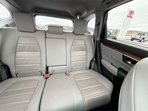 Used 2020 Honda CR-V Touring image 14