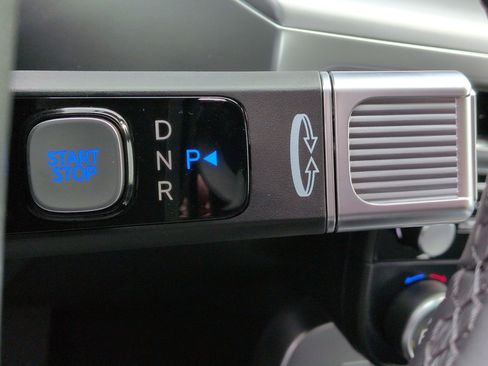 Used 2026 Hyundai Ioniq 9 SEL image 26