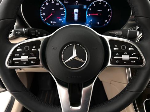 Used 2022 Mercedes-Benz GLC 300 GLC 300 image 16