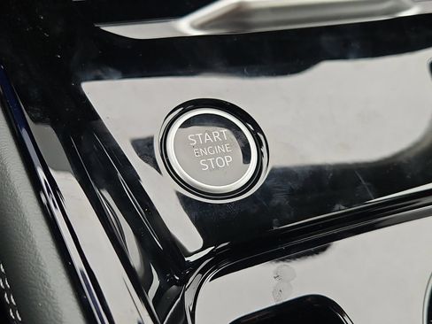 New 2026 Audi Q3 quattro 2.0T AWD/4WD image 15