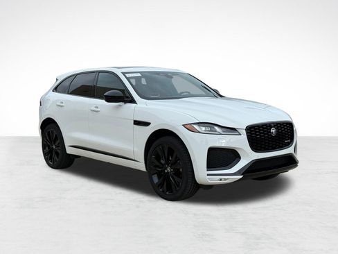 Used 2025 Jaguar F-PACE R-Dynamic S AWD/4WD image 7
