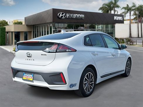 Used 2020 Hyundai Ioniq Limited image 3