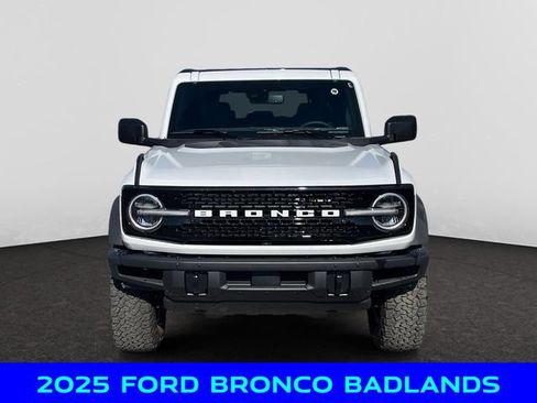 New 2025 Ford Bronco Badlands AWD/4WD image 8