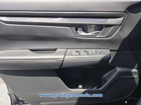 Used 2026 Honda CR-V Sport image 19