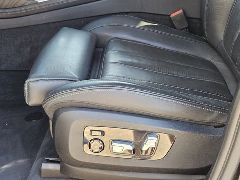 Used 2020 BMW X7 xDrive40i w/ Premium Package image 26