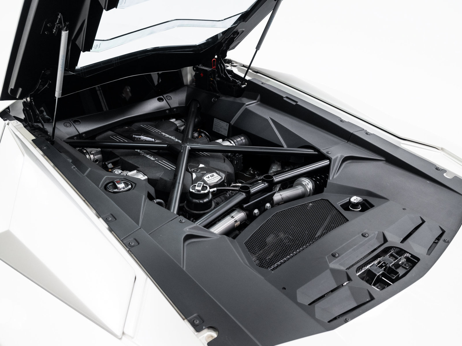 Used 2018 Lamborghini Aventador S AWD/4WD image 64