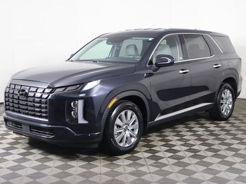 Used 2023 Hyundai Palisade SE w/ Cargo Package AWD/4WD image 8