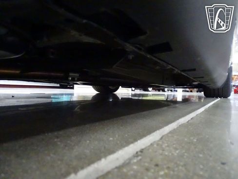 Used 2010 Ford Mustang Shelby GT500 image 6