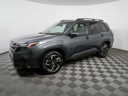Used 2025 Subaru Forester Limited w/ Popular Package #1 AWD/4WD image 27