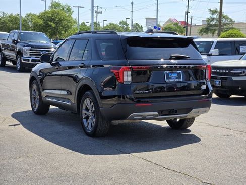 Certified 2025 Ford Explorer Active w/ Active Comfort Package AWD/4WD image 5
