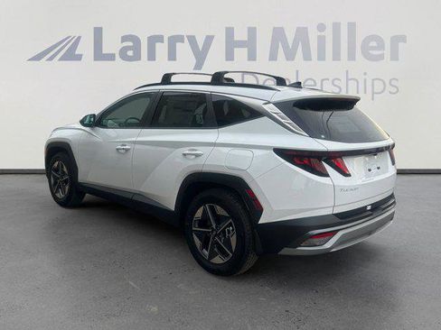 New 2026 Hyundai Tucson SEL FWD image 3