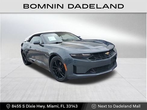 Used 2020 Chevrolet Camaro LT image 1