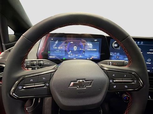 New 2026 Chevrolet Equinox EV RS image 13