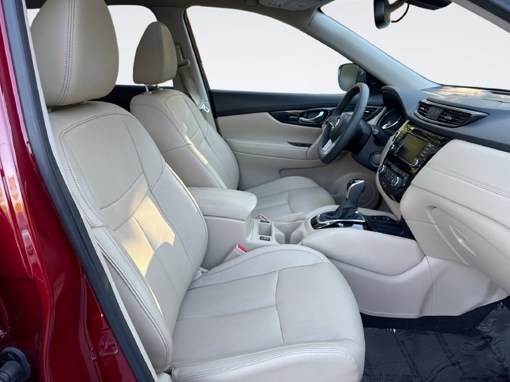 Used 2020 Nissan Rogue SL w/ Premium Package FWD image 26