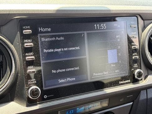 Used 2021 Toyota Tacoma TRD Off-Road RWD image 9