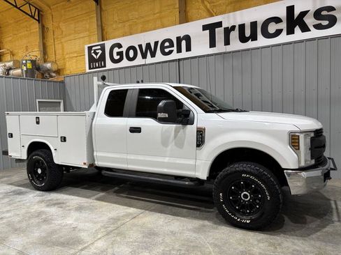 Used 2019 Ford F250 XL w/ XL Value Package AWD/4WD image 3