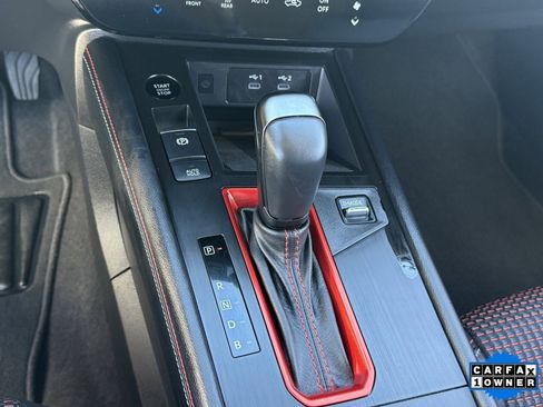 Certified 2025 Nissan Kicks SR image 31