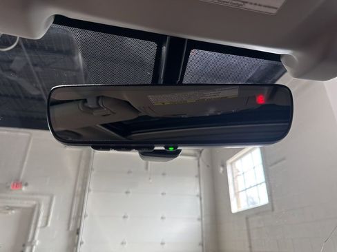 Used 2017 Subaru Outback 2.5i Limited image 24