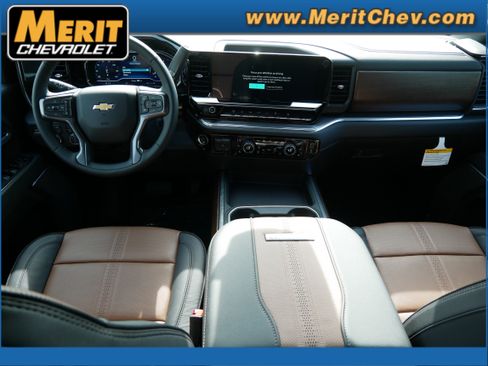 New 2025 Chevrolet Silverado 3500 High Country w/ High Country Premium Package image 7