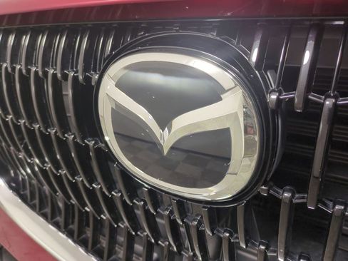 Used 2024 MAZDA CX-90 3.3 Turbo w/ Preferred Package image 13