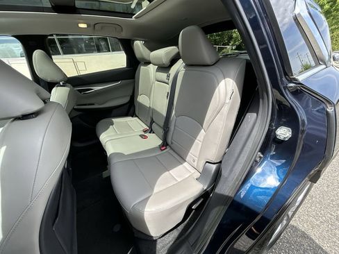 Certified 2023 INFINITI QX50 Luxe AWD/4WD image 23