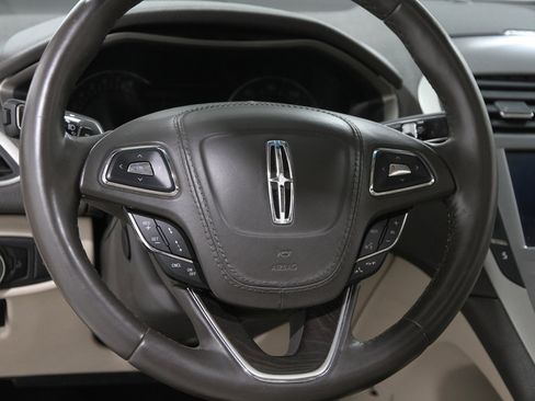 Used 2020 Lincoln MKZ Reserve w/ Elements Package image 7