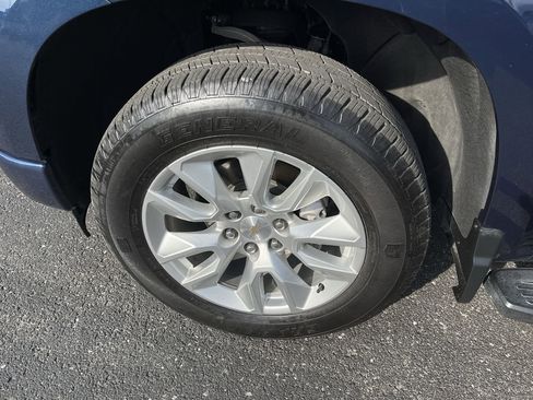 Used 2023 Chevrolet Silverado 1500 Custom w/ LPO, Dark Essentials Package image 32