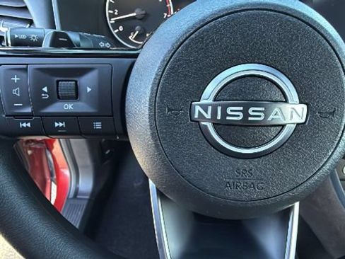 Certified 2023 Nissan Rogue SV AWD/4WD image 19