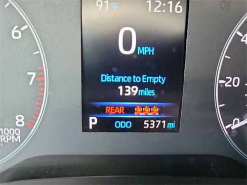 Used 2025 Toyota Corolla LE image 17