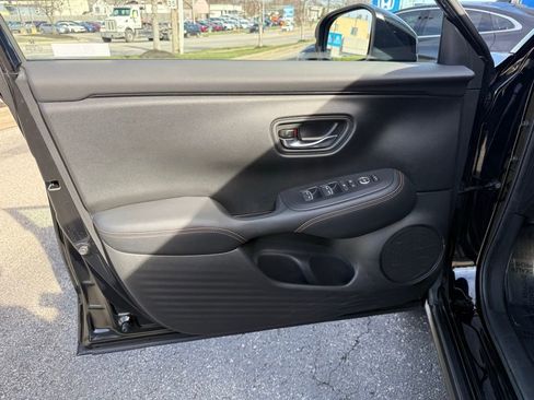 Used 2023 Honda HR-V Sport image 16