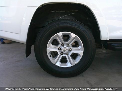 Used 2018 Toyota 4Runner SR5 Premium image 52