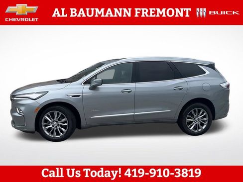 Used 2023 Buick Enclave Avenir w/ Avenir Technology Package AWD/4WD image 3
