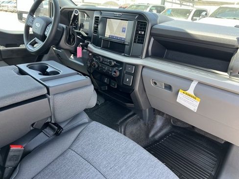 New 2025 Ford F250 XL w/ XL Chrome Package image 12