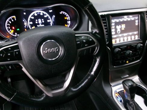 Used 2018 Jeep Grand Cherokee Altitude image 35