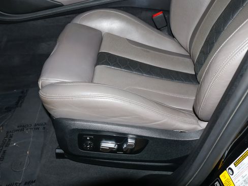 Used 2021 BMW X6 M w/ Competition Package AWD/4WD image 18