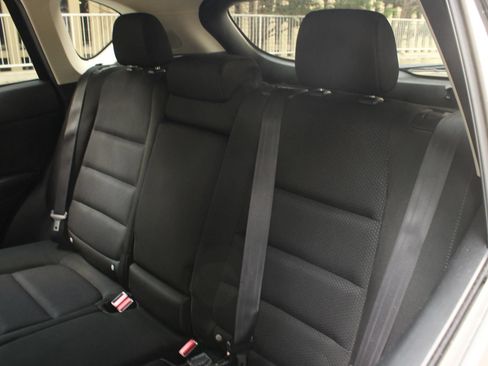 Used 2016 MAZDA CX-5 Touring w/ Bose/Moonroof Package AWD/4WD image 18