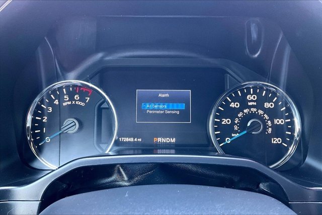 Used 2017 Ford F150 Platinum w/ Equipment Group 701A Luxury AWD/4WD image 14