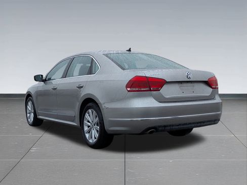 Used 2013 Volkswagen Passat 2.5 SEL Premium image 4