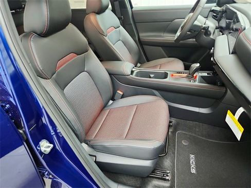 New 2026 Nissan Kicks SR image 34