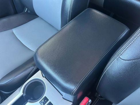 Used 2014 Toyota 4Runner SR5 Premium image 27