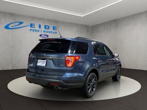 Used 2019 Ford Explorer XLT w/ Equipment Group 202A image 7
