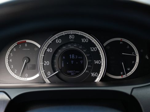 Used 2015 Honda Accord Touring image 27