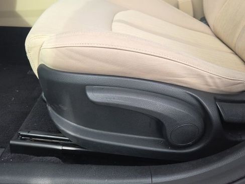 Used 2016 Hyundai Sonata SE FWD image 22