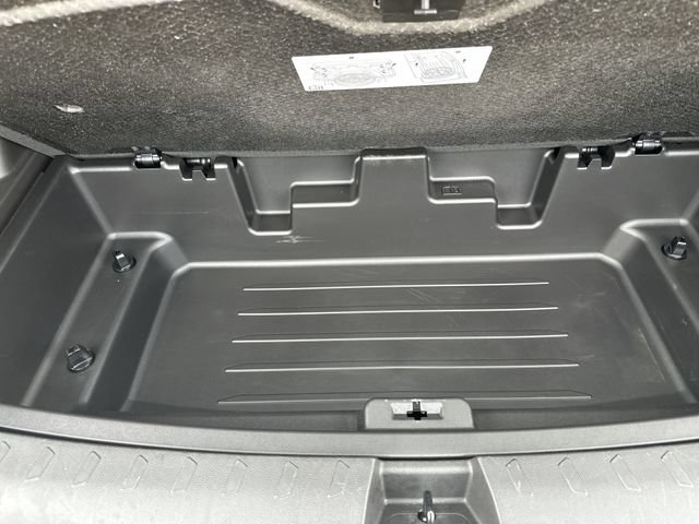 Certified 2023 Chevrolet Traverse High Country AWD/4WD image 31